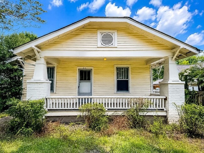 Photo - 615 Barton Ave