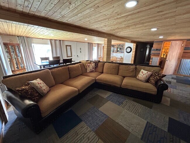 Photo - 201 Plateau Ave