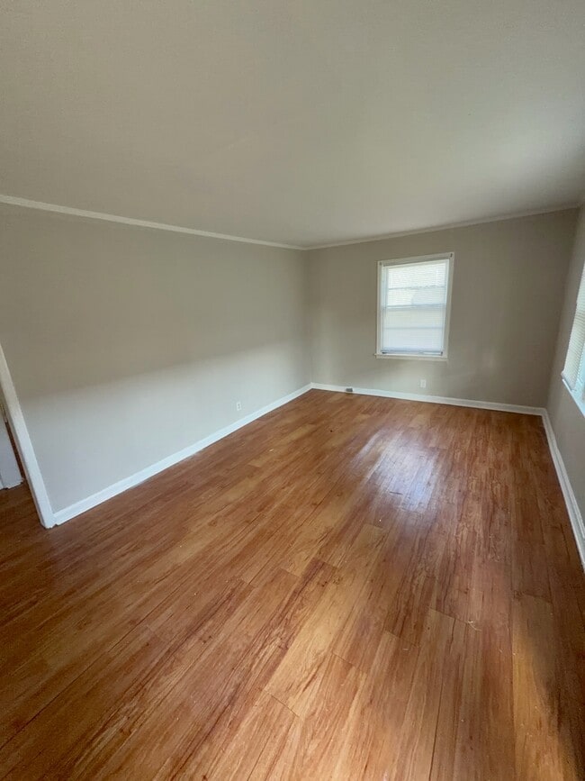 Photo - 1613 Dorchester Ave