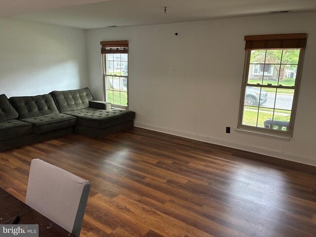 Photo - 20 Woodvale Dr