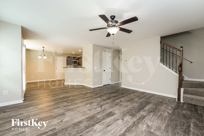 819 Fairfield Dr