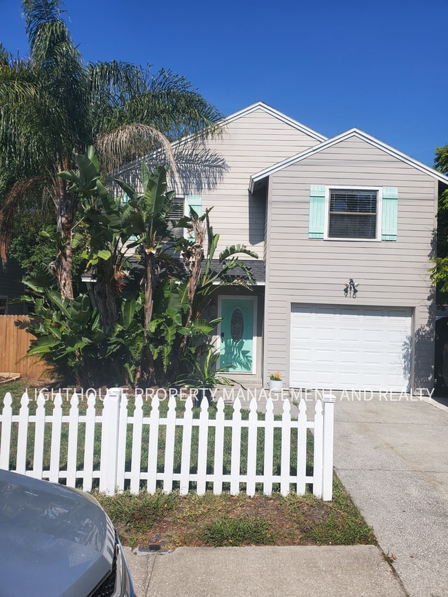 Photo - Beautifully Updated 3/2 One Mile from Beach!