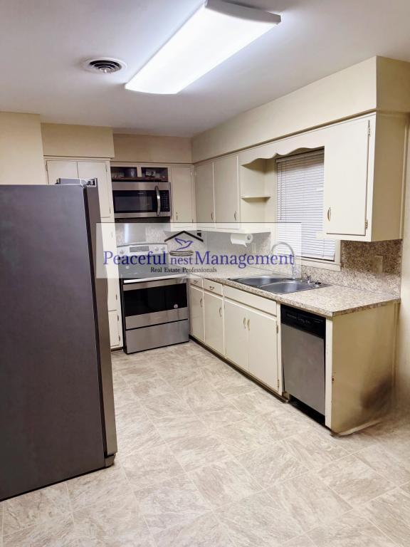 Photo - 441 Braselman Ave