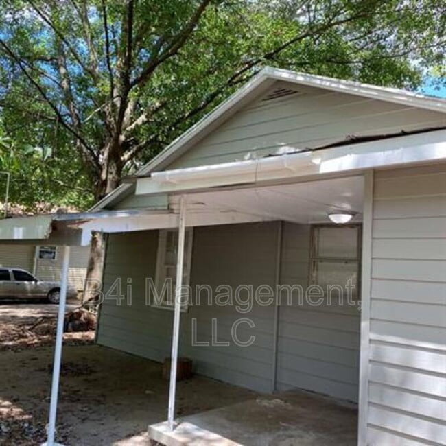 Building Photo - 110 Scott Hill St Rental