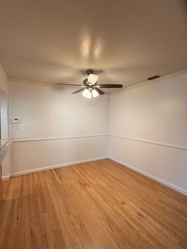 Photo - 3 Bedroom 2 Bathroom Arden Arcade Beauty