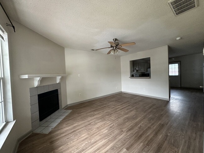 Photo - 1167 Pueblo Dr