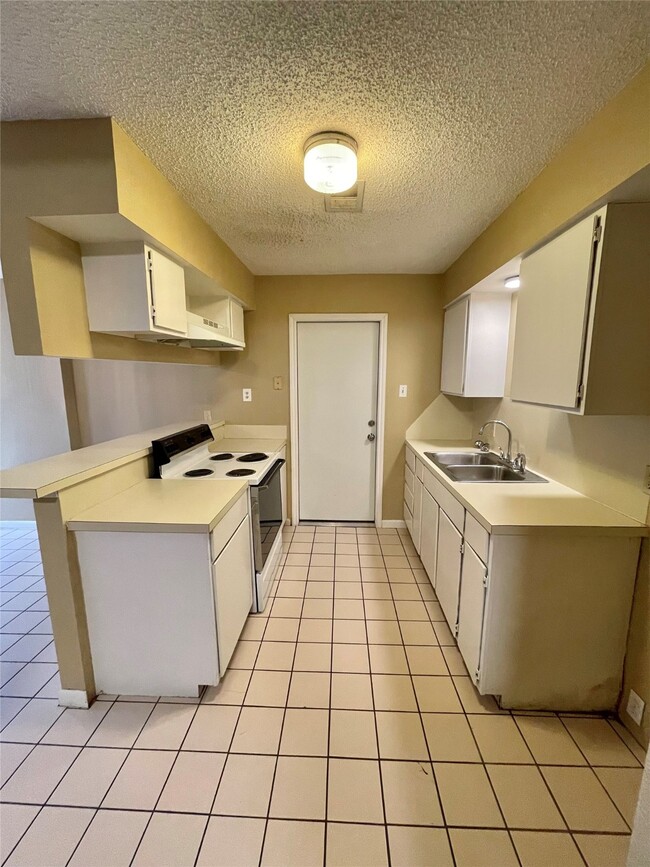 Photo - 1510 N Avenue Q