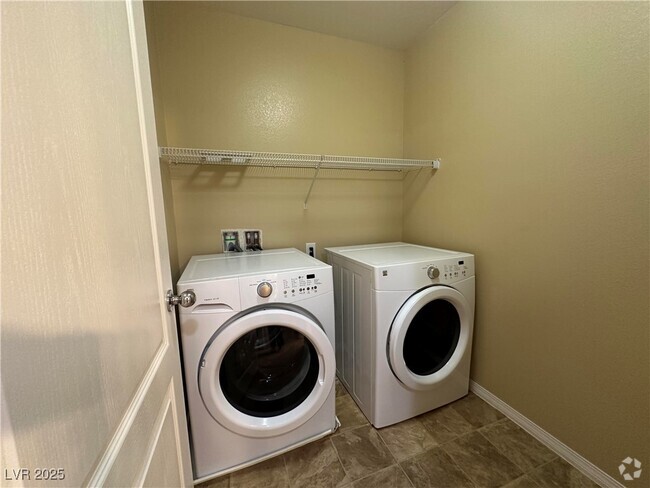 Building Photo - 10606 Sand Mountain Ave Rental