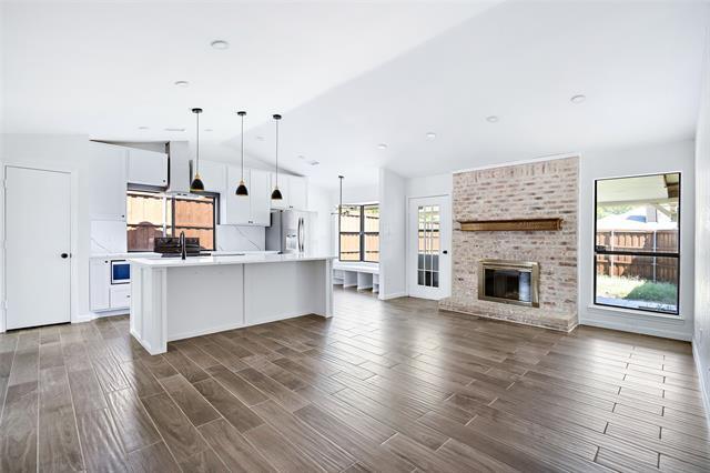 Photo - 8400 Willow Creek Dr