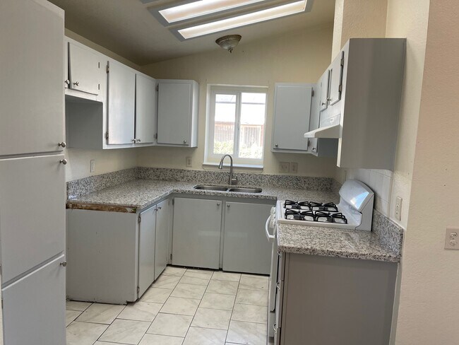 Photo - 1530 E Annadale Ave