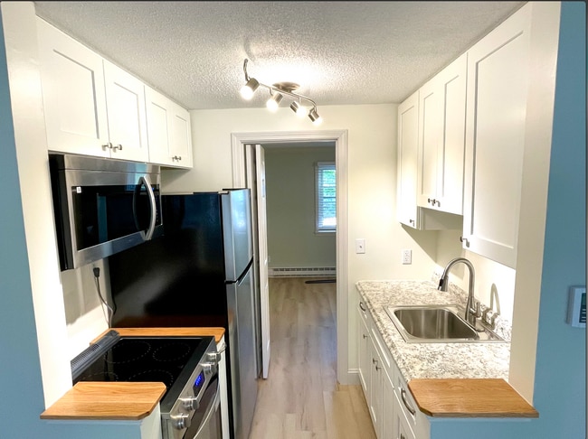 Photo - 93 Henry Law Ave Unidad Cricket Brook