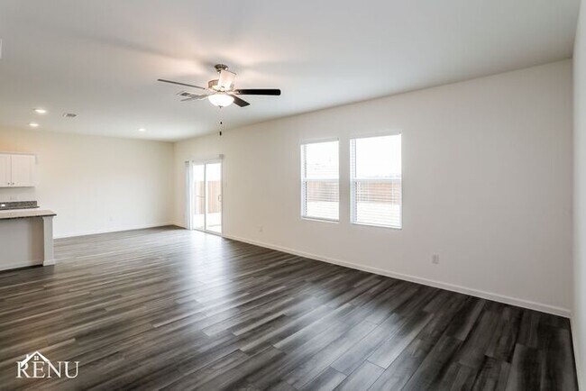 Photo - 1616 Ancer Wy