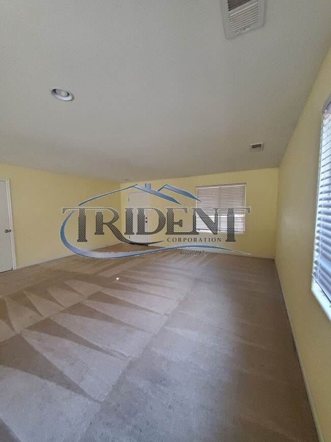 Photo - 3 bedroom bath near schools and parks