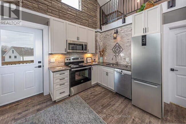 Photo - 45 Chestnut St