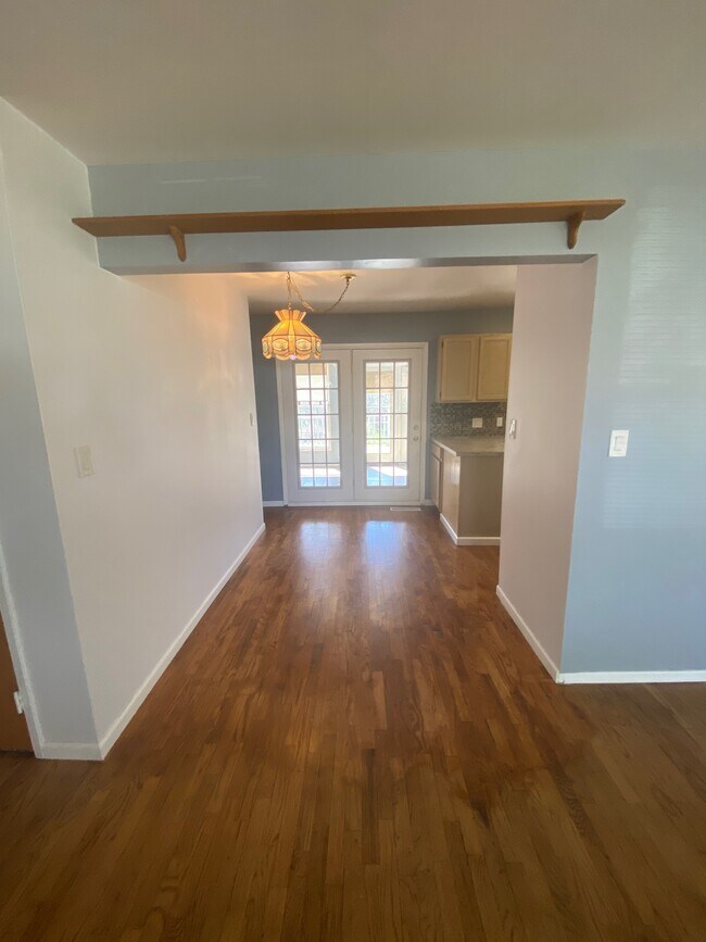 Photo - 3634 Roosevelt Cir