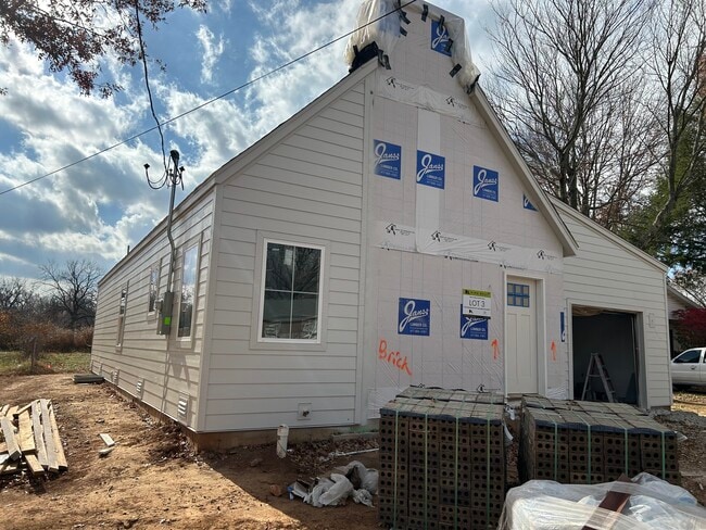 Photo - 1506 W Meadowmere St