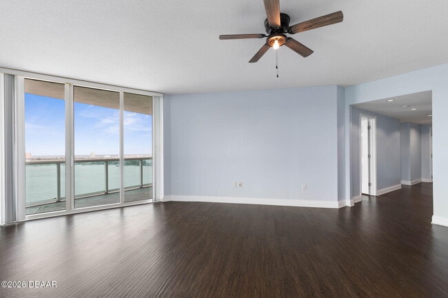 Photo - 241 Riverside Dr Unit 1710