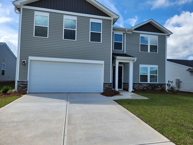 Building Photo - 304 Paratrooper Ln
