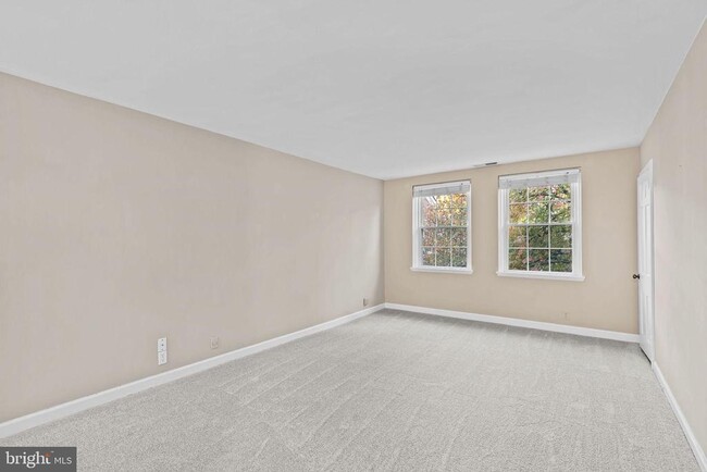 Building Photo - 3441 S Stafford St Unit B2