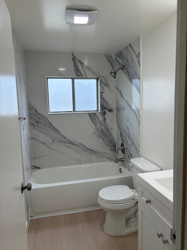 Photo - 1701 Carver Ct Unidad 2