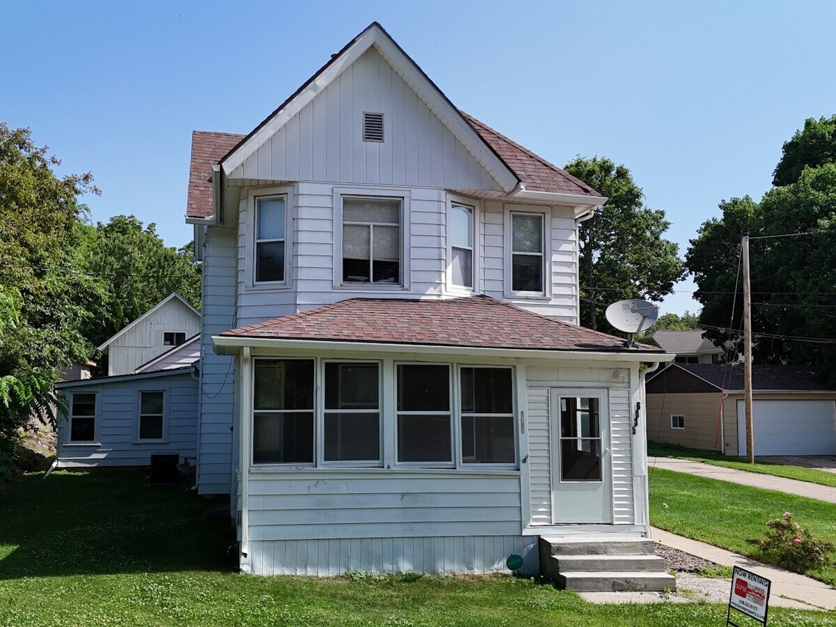 Photo - 5306 Broadhead St House