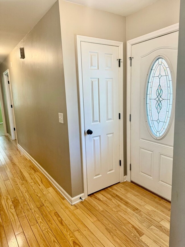 Photo - 3/2 Brick Home in Crowfield Plantation in Goose Creek!