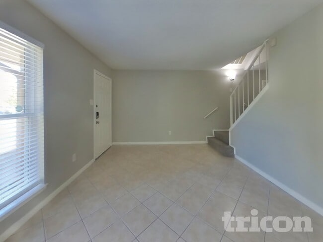 Photo - 7519 Lobera Dr