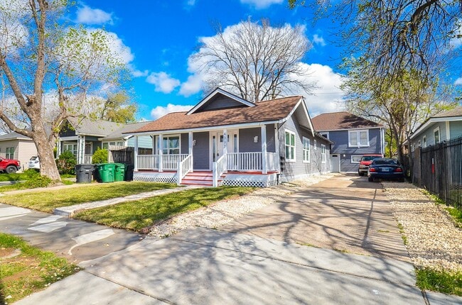 Photo - 4333 Harby St