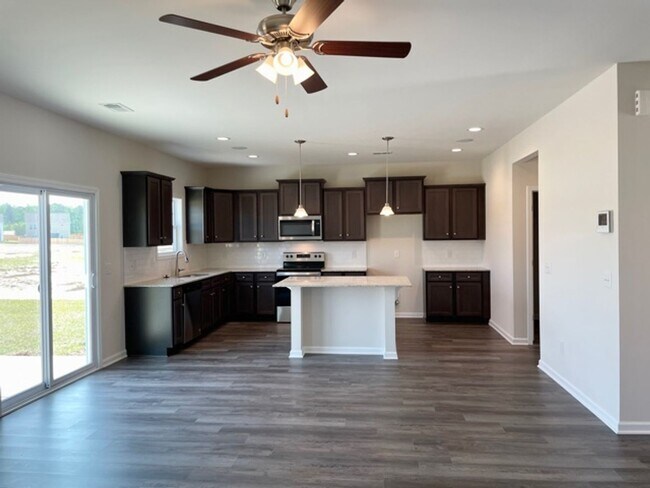 Photo inspiration: Visual Reference: Executive Style Home In Elgin S Walnut Grove
