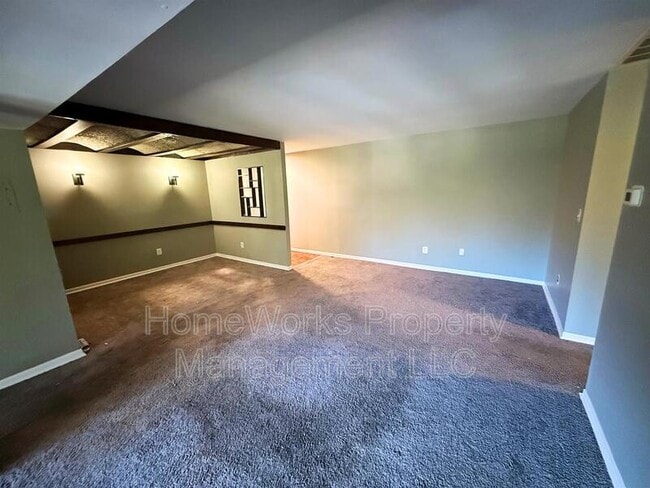 Photo - 9633 White Acre Rd Unit C3