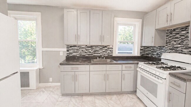 KITCHEN - 37 Blum St Unit APT 1