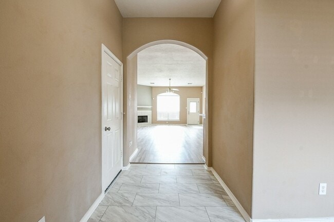 Photo - 5104 Big Spring Dr