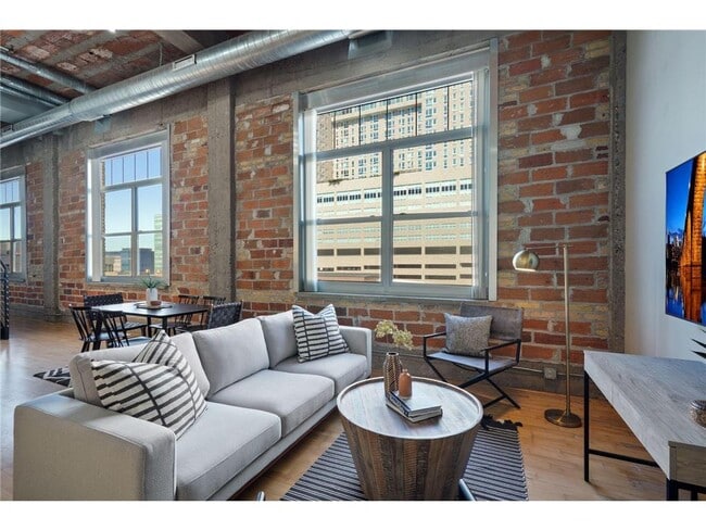 Building Photo - 521 S 7th St Unit 602 Rental
