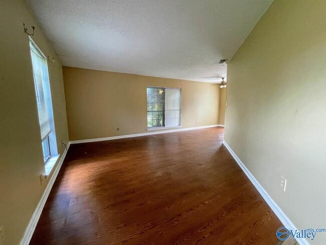 Photo - 111 Westscott Dr