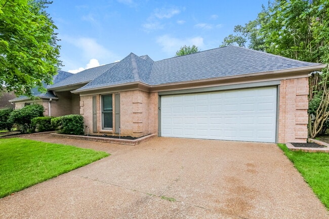 Photo - 8730 Raspberry Ln