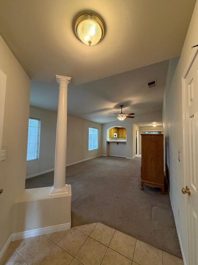 Photo - Take a look at this Gorgeous NW Bakersfield Home