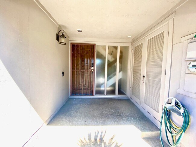 Photo - FOR RENT - 3 Bd/2 Ba 1,392 Sf In Friars Village Community, Townhome In San Diego Fashion Valley ...