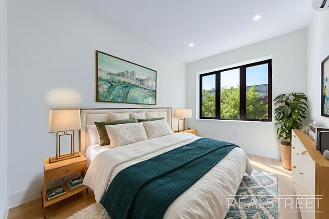 Photo - Malcom X Blvd Unidad 1F