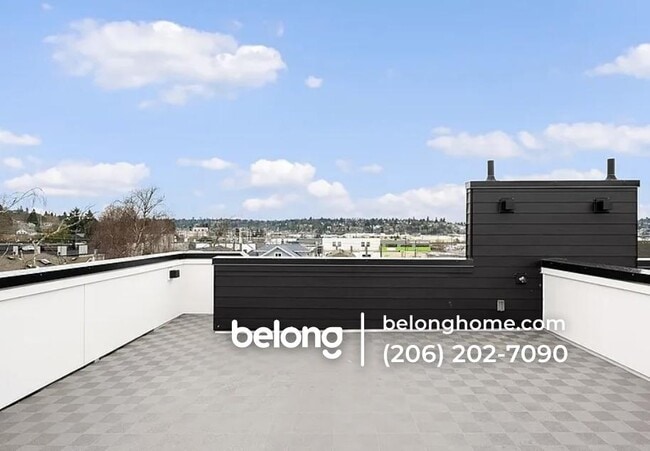 Photo - 823A NW 51st St