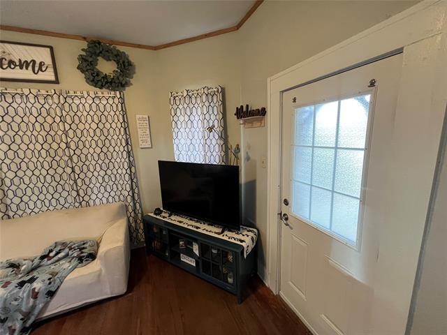 Photo - 684 N Graham St