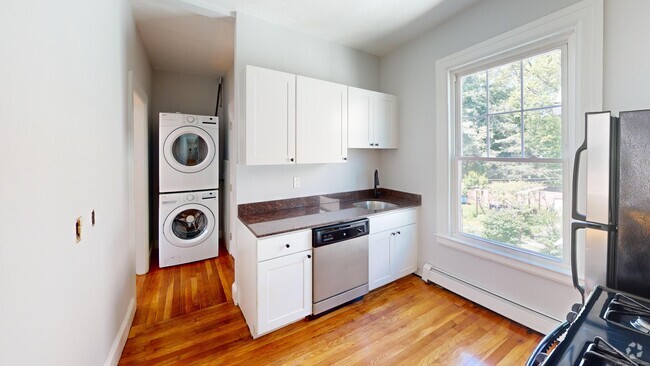 Building Photo - 28 Avon St Unit 8 Rental
