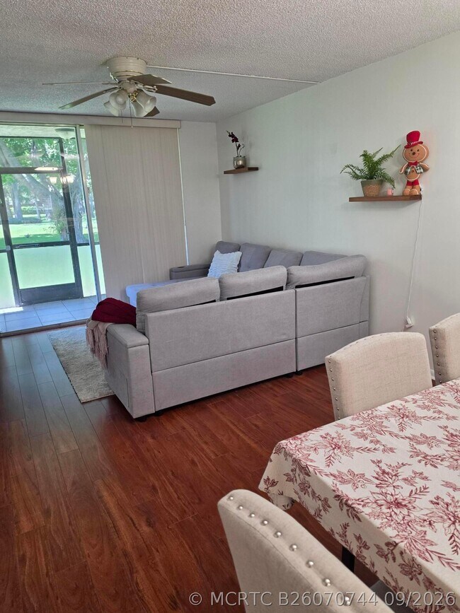 Photo - 7720 NW 50th St