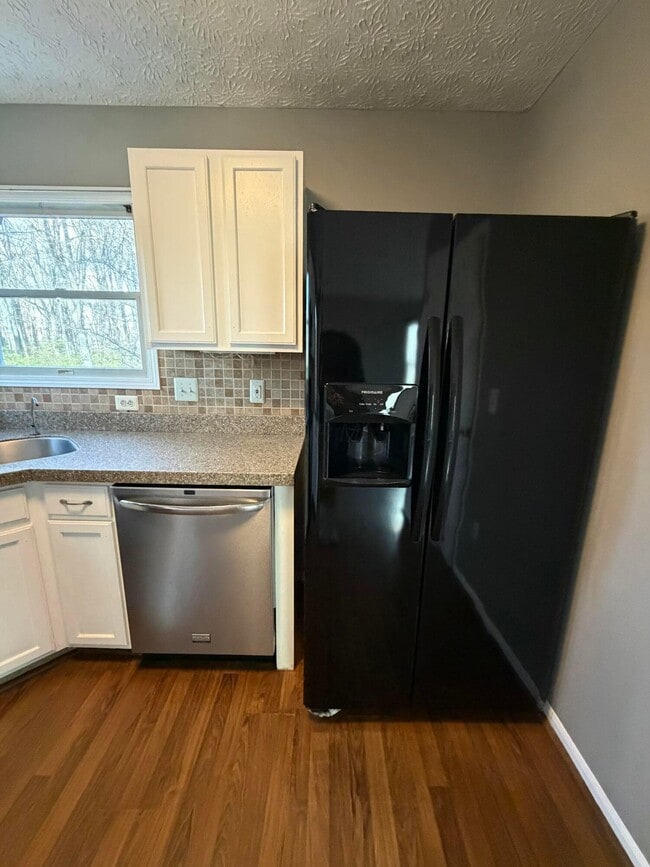 Photo - 8735 Olenbrook Dr