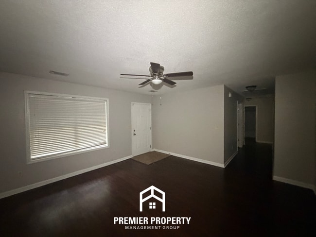 Photo - Charming 3BR/2BA Tuscaloosa Home | Hardwood Floors & Large Fenced Backyard