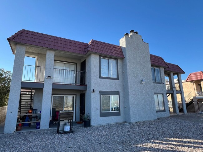 Building Photo - 6942 Appleton Dr Unit 3