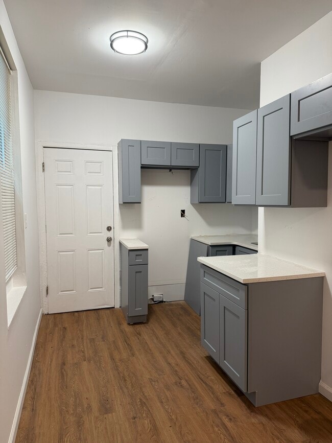 Kitchen (appliances included; updated photos coming soon) - 1641 Edgley St