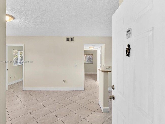 Photo - 3610 N 56th Ave Unit 202