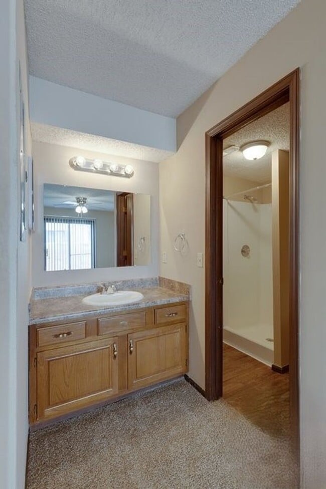 Photo - Aragon Apartments