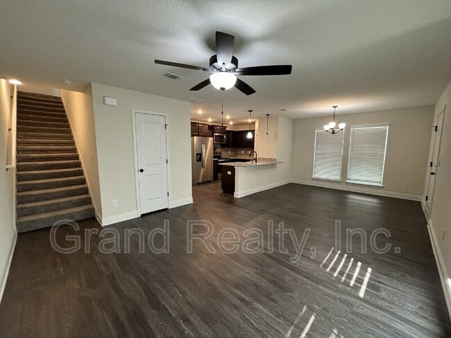 Photo - 4415 Village Oak Ln