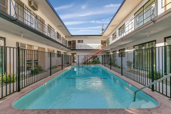 Photo - 8355 Blackburn Ave